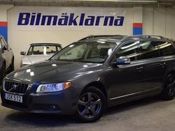 Grå Begagnad 2009 Volvo V70 Momentum Kombi | 64 500 kr (Marknadspris)