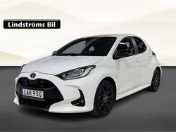 Vit Begagnad 2022 Toyota Yaris Hybrid Style Halvkombi | 254 900 kr (Lite dyr)