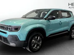 Blå (blue) Ny 2024 Jeep Avenger Longitude SUV | 338 800 kr (Marknadspris)