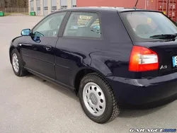 Svart Begagnad 2001 Audi A3 Halvkombi | 28 000 kr (Dyr)