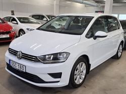 Vit Begagnad 2017 VW Golf VII Halvkombi | 135 000 kr (Marknadspris)