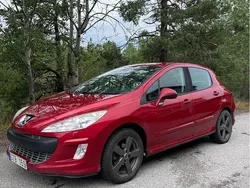 Röd Begagnad 2008 Peugeot 308 Halvkombi | 29 800 kr (Marknadspris)