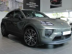 Mörkgrå Begagnad 2024 Porsche Macan SUV | 955 000 kr (Superpris)
