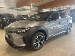 Silver Begagnad 2024 Toyota bZ4X Edition SUV | 479 900 kr (Lite dyr)