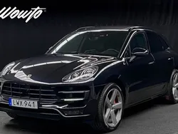 Svart Begagnad 2015 Porsche Macan Turbo SUV | 479 800 kr (Marknadspris)