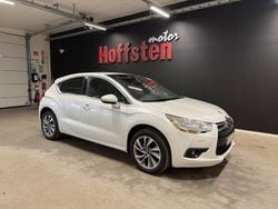 Vit Begagnad 2012 Citroën DS4 Halvkombi | 89 900 kr