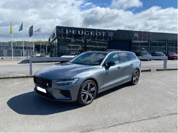 Grå Begagnad 2021 Volvo V60 R-Design Kombi | 359 700 kr (Marknadspris)