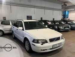 Vit Begagnad 2004 Volvo V40 Kombi | 34 900 kr (Lite dyr)