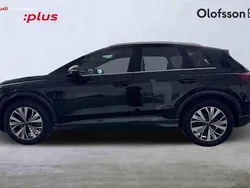 Svart Begagnad 2023 Audi Q4 e-tron SUV | 429 900 kr (Marknadspris)