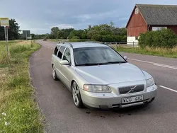 Grå Begagnad 2005 Volvo V70 Kinetic Kombi | 15 000 kr (Superpris)