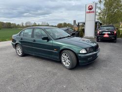 Grön Begagnad 1998 BMW 318 Sedan | 24 900 kr (Bra pris)