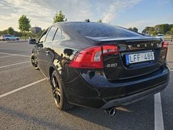 Svart Begagnad 2011 Volvo S60 Summum Sedan | 113 000 kr (Marknadspris)