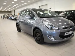 Grå Begagnad 2014 Hyundai ix20 Premium Minibuss | 99 900 kr (Marknadspris)