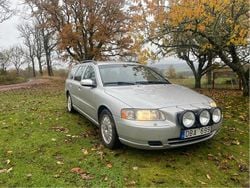 Grå Begagnad 2007 Volvo V70 Kinetic Kombi | 39 999 kr (Marknadspris)