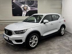 Silver Begagnad 2021 Volvo XC40 Momentum SUV | 259 000 kr (Marknadspris)