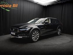 Svart Begagnad 2022 Volvo V90 CC Ultimate Kombi | 498 900 kr (Marknadspris)