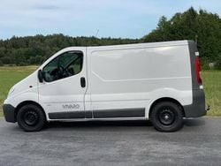 Vit Begagnad 2012 Opel Vivaro Van | 55 000 kr (Marknadspris)