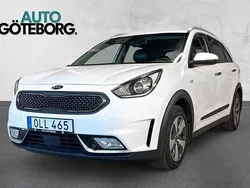 Vit (vit metallic) Begagnad 2018 Kia Niro Advance SUV | 109 900 kr (Bra pris)