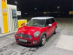 Röd Begagnad 2009 Mini Cooper D Clubman Kombi | 45 000 kr (Superpris)