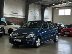 Blå Begagnad 2010 Mercedes B180 Minibuss | 54 900 kr (Marknadspris)
