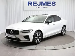 Vit Begagnad 2024 Volvo S60 Plus Sedan | 489 500 kr (Marknadspris)