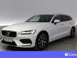 Vit Begagnad 2020 Volvo V60 Momentum Kombi | 294 900 kr (Marknadspris)