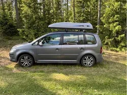 Grå Begagnad 2007 VW Touran Conceptline Minibuss | 25 000 kr