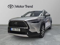 Silver Begagnad 2025 Toyota Corolla Cross Executive SUV | 419 900 kr (Marknadspris)