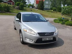 Grå Begagnad 2007 Ford Mondeo Ghia Halvkombi | 25 900 kr (Lite dyr)