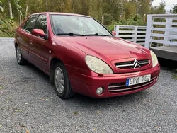 Röd Begagnad 2004 Citroën Xsara Halvkombi | 19 500 kr