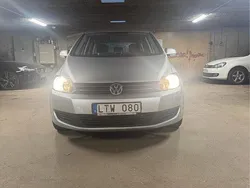 Silver Begagnad 2011 VW Golf Plus Cross Minibuss | 69 900 kr (Bra pris)