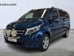 Blå Begagnad 2016 Mercedes V220 Minibuss | 349 800 kr