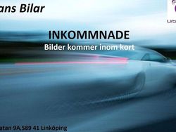 Grön Begagnad 2010 Renault Clio II Halvkombi | 69 900 kr