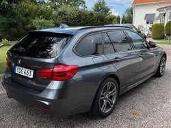 Grå Begagnad 2018 BMW 320 M Sport Kombi | 229 000 kr (Marknadspris)