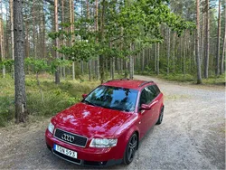 Röd Begagnad 2003 Audi A4 Kombi | 26 000 kr