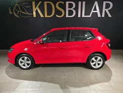 Röd Begagnad 2020 Skoda Fabia Style Halvkombi | 129 900 kr (Marknadspris)