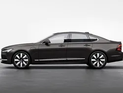Grå Begagnad 2023 Volvo S90 Ultimate Sedan | 579 000 kr (Marknadspris)