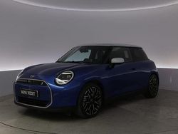 Grön Begagnad 2023 Mini Cooper SE Favoured Halvkombi | 444 900 kr