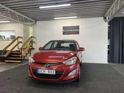 Röd Begagnad 2013 Hyundai i20 Premium Halvkombi | 49 900 kr (Marknadspris)