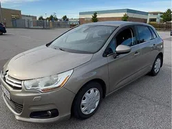 Brun Begagnad 2011 Citroën C4 Halvkombi | 38 000 kr (Bra pris)