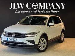 Vit Begagnad 2023 VW Tiguan SUV | 289 900 kr (Bra pris)