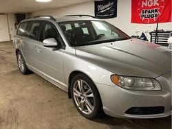 Grå Begagnad 2008 Volvo V70 Momentum Kombi | 33 000 kr (Bra pris)