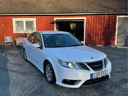 Vit Begagnad 2011 Saab 9-3 Vector Sedan | 45 000 kr (Bra pris)