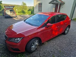 Röd Begagnad 2020 Seat Leon Halvkombi | 110 000 kr (Superpris)
