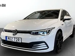 Vit (pure white) Begagnad 2020 VW Golf VII Halvkombi | 239 900 kr (Marknadspris)