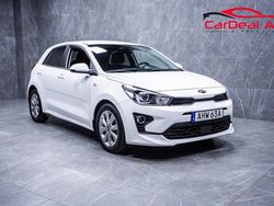 Vit Begagnad 2021 Kia Rio Advance Halvkombi | 158 800 kr (Marknadspris)