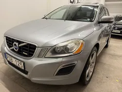 Silver (electric silver metallic) Begagnad 2012 Volvo XC60 R-Design SUV | 114 500 kr (Marknadspris)