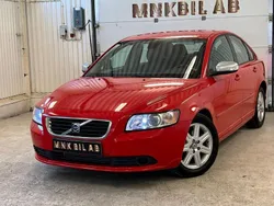 Röd Begagnad 2008 Volvo S40 Momentum Sedan | 39 900 kr (Lite dyr)