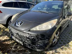 Svart Begagnad 2010 Peugeot 207 Halvkombi | 28 000 kr (Marknadspris)