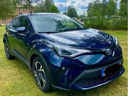 Blå Begagnad 2023 Toyota C-HR Edition SUV | 275 000 kr (Superpris)